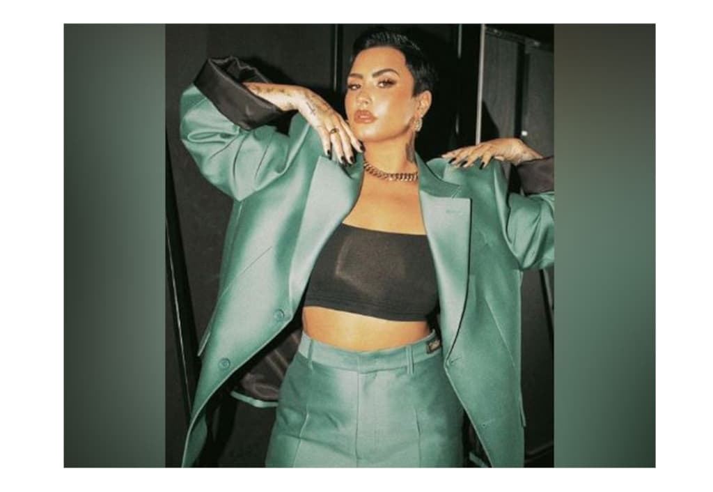demi-lovato-comes-out-as-nonbinary-says-i-am-proud