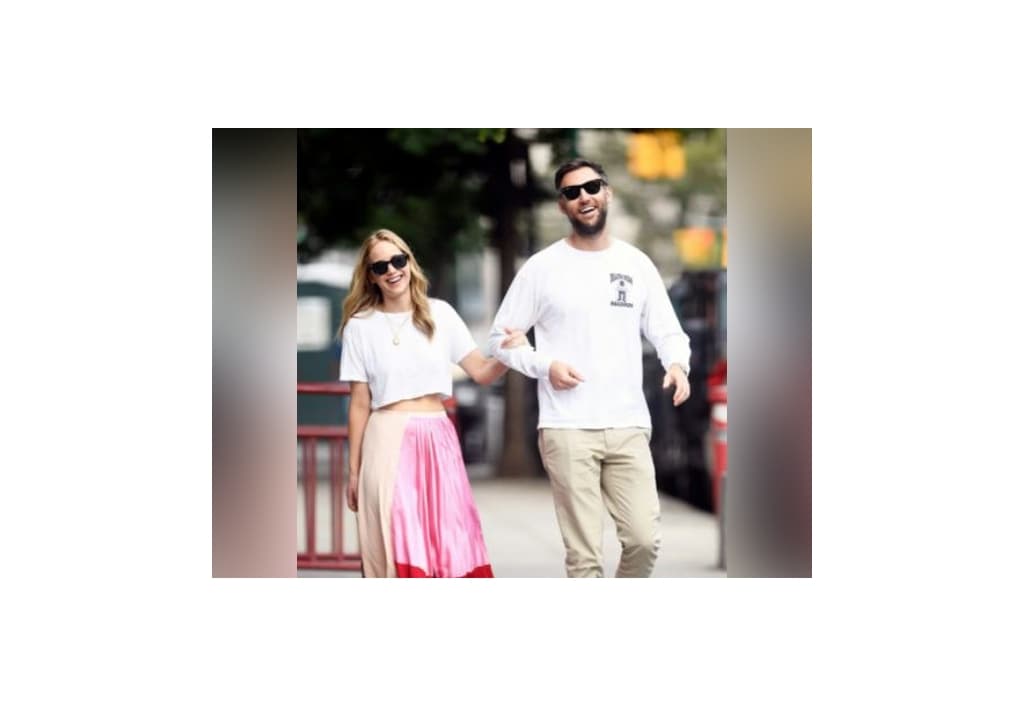 jennifer-lawrence-expecting-first-child-with-husband-cooke-maroney