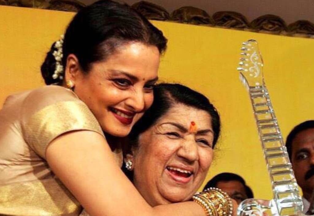 lata-mangeshkar-launches-marathi-album